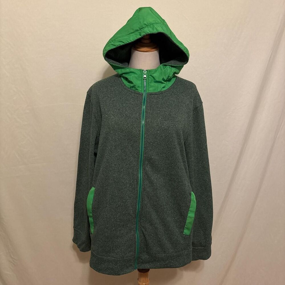 zip up jacket hoodie